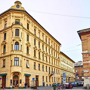 rakoczi-apartman-budapest.inbudapesthotels.com/